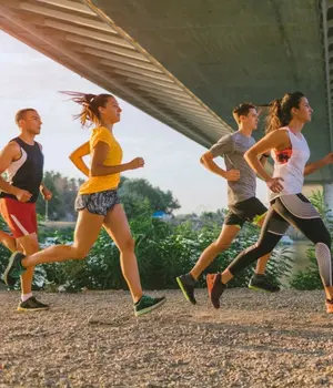 Corredores - prevención lesiones y mejora rendimiento en Dolorfin