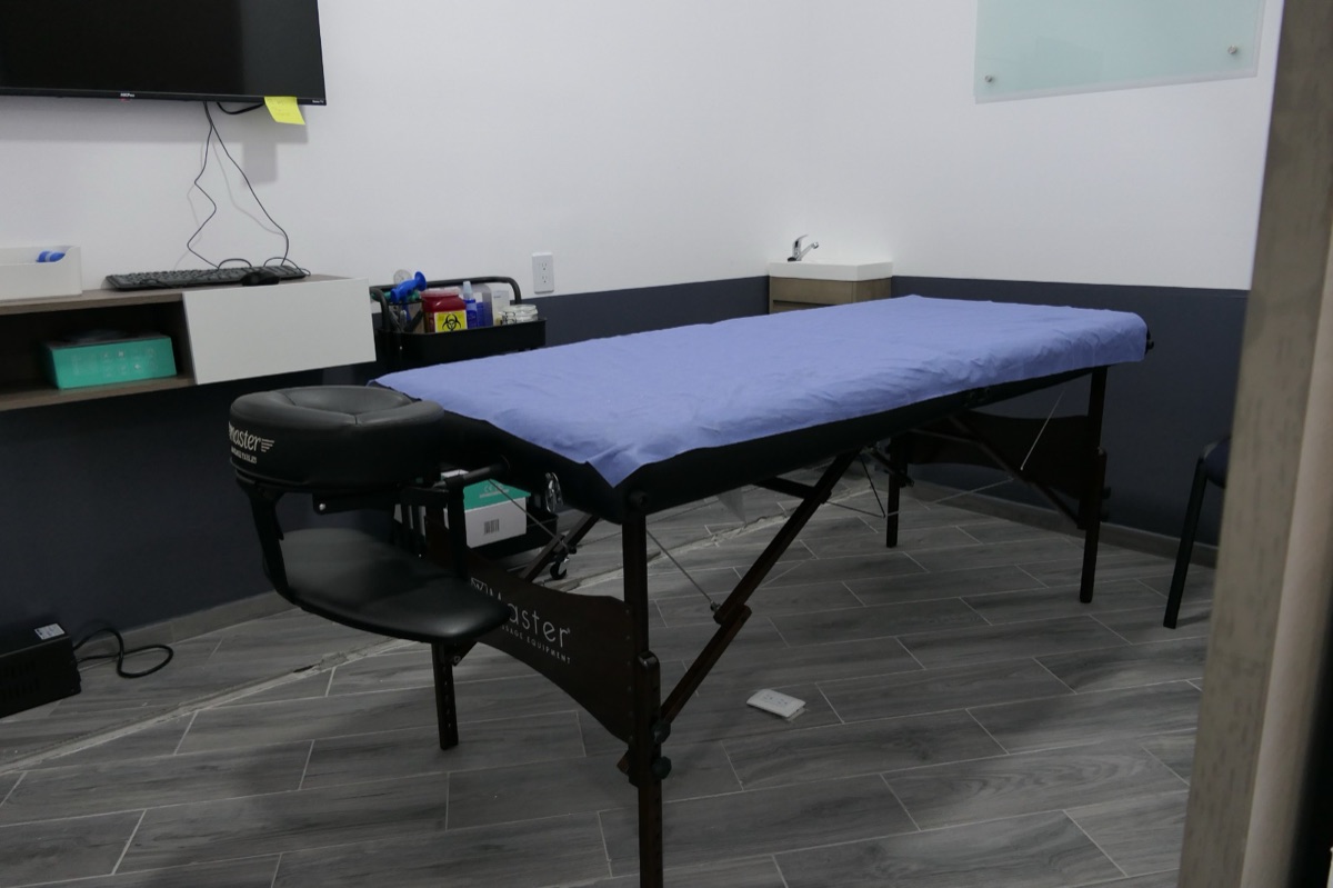 Sala de fisioterapia y rehabilitación Dolorfin Oceanía – CDMX Sur