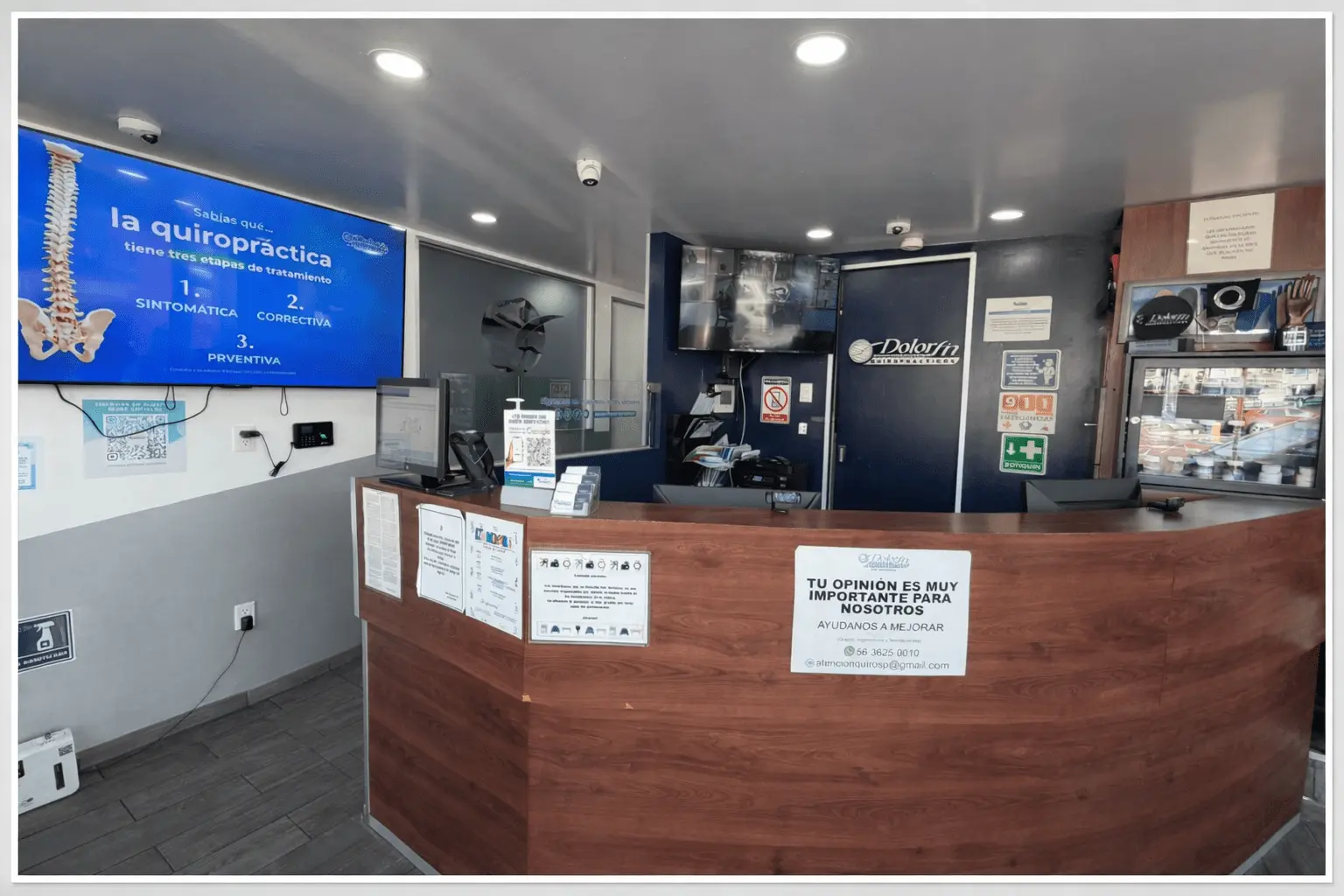 Recepción acogedora y área de espera en Dolorfin San Jerónimo – CDMX Sur