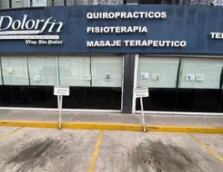 Fachada de Dolorfin Tezontle en Iztapalapa, CDMX Oriente